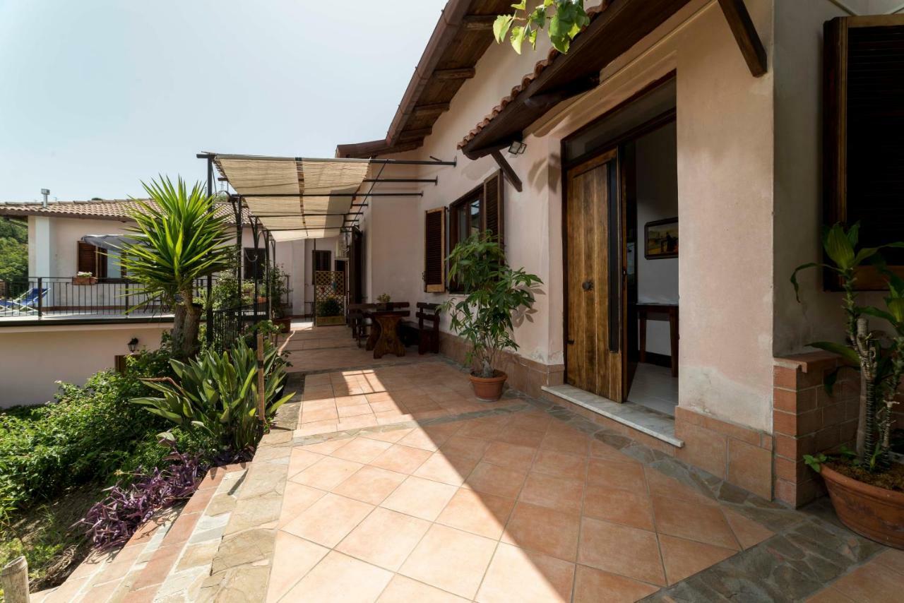B&B Albachiara Casa Di Campagna 오글리아스트로 실렌토 외부 사진